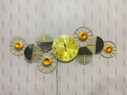 Timeless Elegance: Metal Wall Clock for Living Room